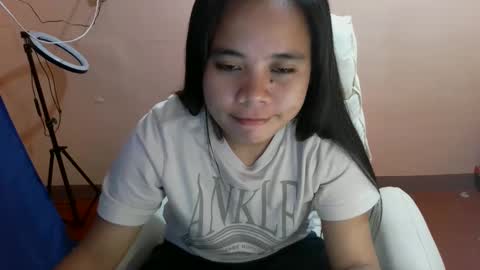 mae_lovers234xx online show from 14, 2, 2025