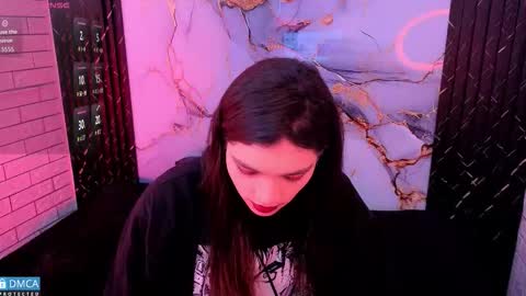 maevekuro online show from 14, 2, 2026