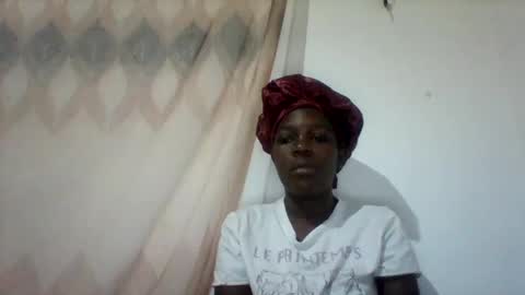 Snapshot of maevre_ chatting on 3, 2, 2026 maevre_ online show from 3, 2, 2026