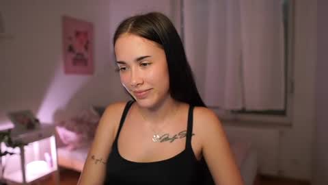 Snapshot of magen_rain chatting on 18, 7, 2026 Magen Rain online show from 18, 7, 2026