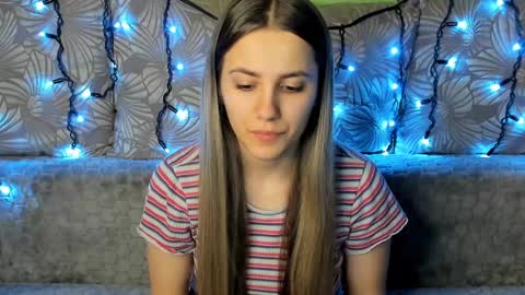 Snapshot of maggiecake chatting on 24, 12, 2024 Maggie online show from 24, 12, 2024
