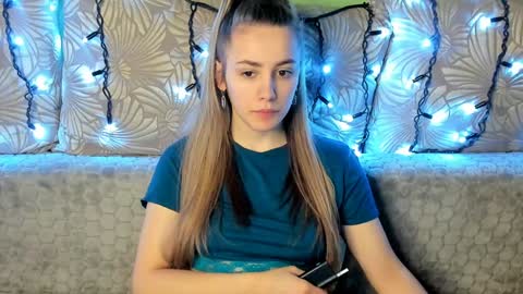 Snapshot of maggiecake chatting on 27, 1, 2025 Maggie online show from 27, 1, 2025