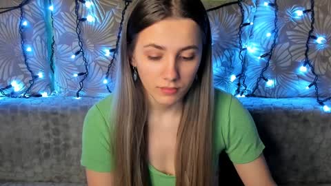Snapshot of maggiecake chatting on 9, 2, 2025 Maggie online show from 9, 2, 2025