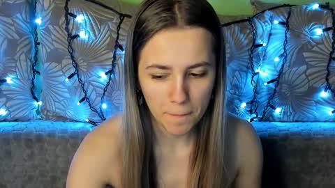 Snapshot of maggiecake chatting on 11, 2, 2025 Maggie online show from 11, 2, 2025