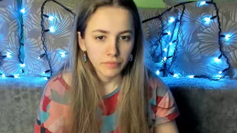 Snapshot of maggiecake chatting on 22, 2, 2025 Maggie online show from 22, 2, 2025