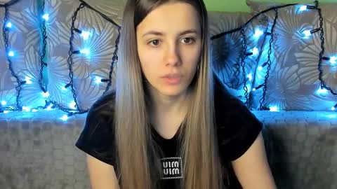 Snapshot of maggiecake chatting on 25, 2, 2025 Maggie online show from 25, 2, 2025