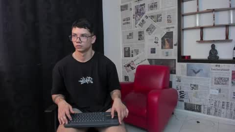 Damian Rivers online show from 5, 2, 2025