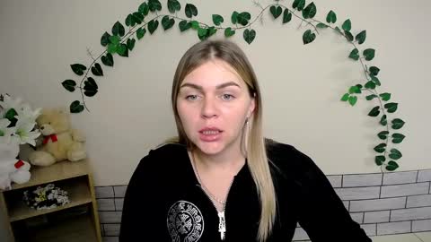 magic_katarina_ online show from 3, 1, 2025