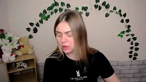 magic_katarina_ online show from 3, 2, 2025