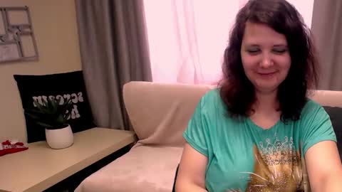 Snapshot of magic_kristy chatting on 7, 5, 2026 Kristy online show from 7, 5, 2026