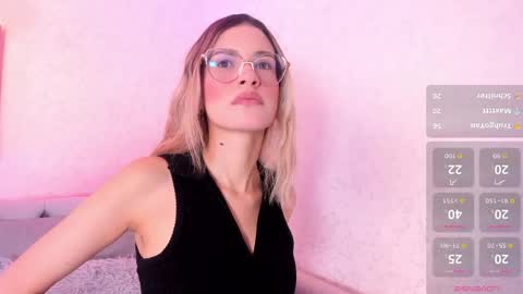 Snapshot of magic_rouse chatting on 2, 5, 2026 M Rss online show from 2, 5, 2026