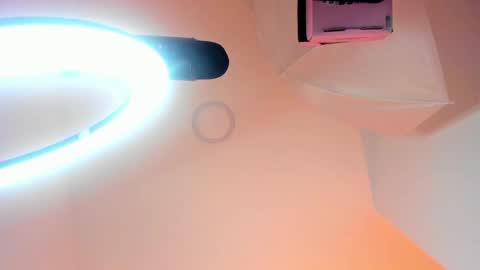 Vera  online show from 4, 3, 2026