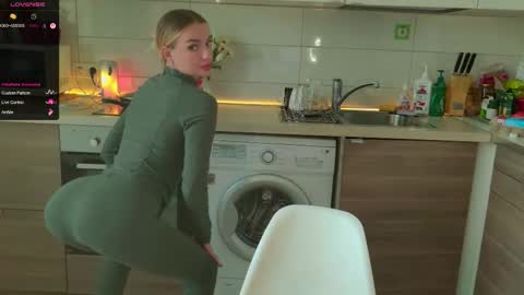 MagicLove online show from 10, 9, 2025