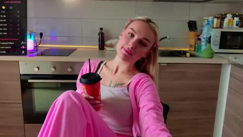 MagicLove online show from 15, 4, 2026