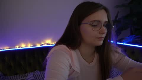 Emily online show from 16, 12, 2024