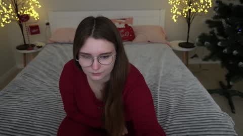 Emily online show from 20, 12, 2024