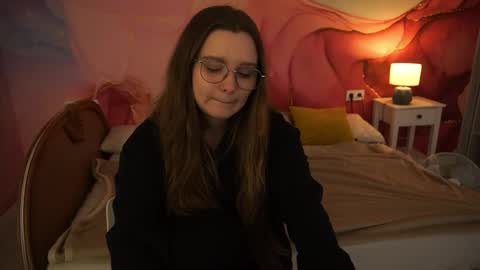 Emily online show from 30, 9, 2025