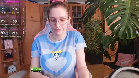 Nicole online show from 7, 2, 2025