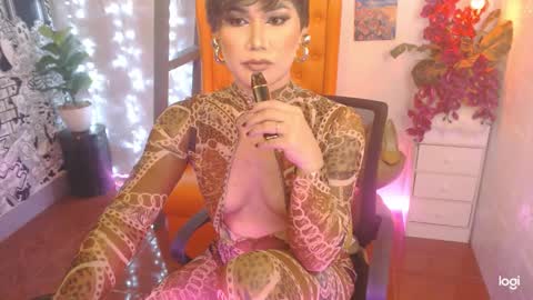 Snapshot of magnificentlydevilqueen chatting on 14, 9, 2025 MagnificentlyDEVILQueen online show from 14, 9, 2025