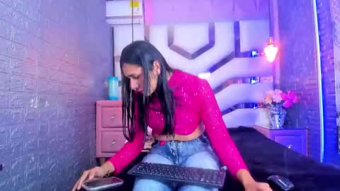 Snapshot of mahiara_hot chatting on 6, 5, 2026 mahiara hot online show from 6, 5, 2026