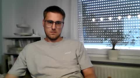 Snapshot of mahrcuhs chatting on 2, 6, 2026 mahrcuhs online show from 2, 6, 2026