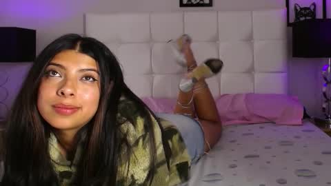 Maia Reficco online show from 24, 10, 2025