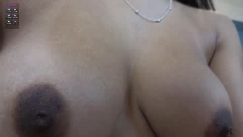 Snapshot of maiaa_ruiz chatting on 10, 12, 2024 Maiaa Ruiz online show from 10, 12, 2024