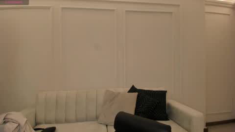  Maia  online show from 15, 2, 2026