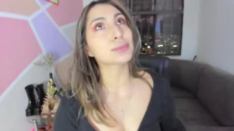   online show from 7, 3, 2026