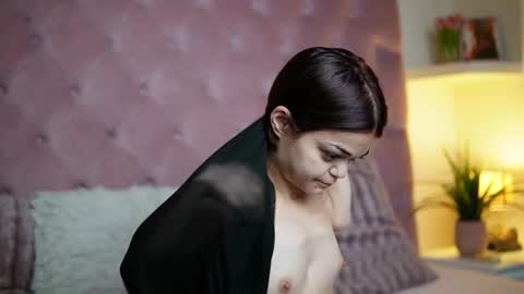  Maia  online show from 29, 10, 2025