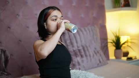  Maia  online show from 12, 2, 2026