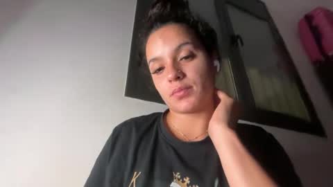 Maia  online show from 25, 6, 2026