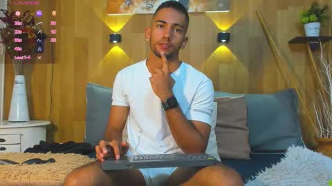 maicolparker0 online show from 29, 3, 2026