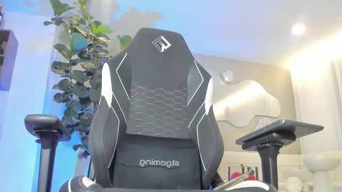 MAICOL  online show from 19, 3, 2026