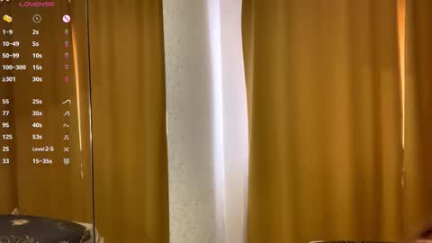 Elina online show from 11, 10, 2025