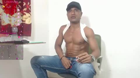 Snapshot of maik_alen chatting on 24, 5, 2026 . Maik Alen . online show from 24, 5, 2026