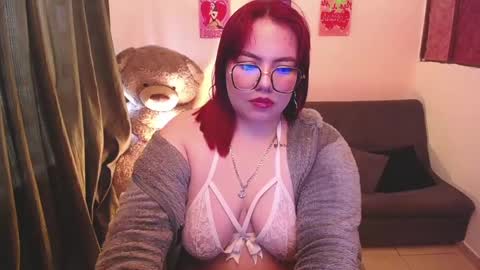 Snapshot of maily_888 chatting on 7, 12, 2024 maily online show from 7, 12, 2024