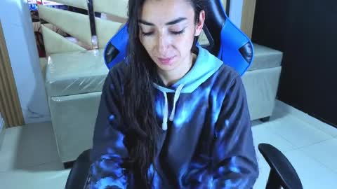 Maily online show from 11, 4, 2026