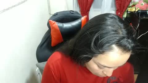 Snapshot of maitte_22 chatting on 20, 1, 2025 Hello friends Im on another account online show from 20, 1, 2025