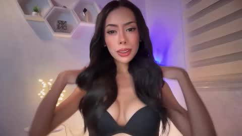 Snapshot of majesticfrancine chatting on 19, 1, 2026 Lovely online show from 19, 1, 2026