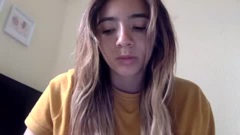 majo_gomezz online show from 1, 7, 2026