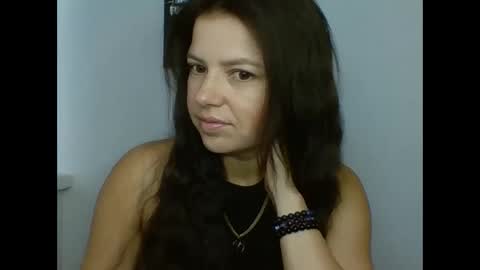 make_mesmile online show from 16, 9, 2025