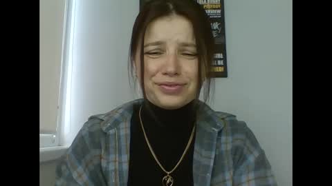 make_mesmile online show from 16, 4, 2026