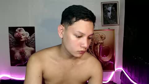 makehugecock online show from 22, 9, 2025