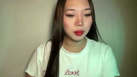Snapshot of makemesquirt_xxx chatting on 3, 8, 2026 KEANA online show from 3, 8, 2026
