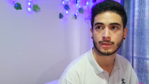 Makenzy darly online show from 2, 1, 2025