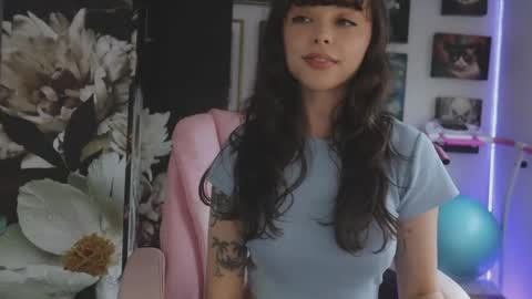 Snapshot of makiyahbelle2 chatting on 13, 5, 2026 MakiyahBelle online show from 13, 5, 2026