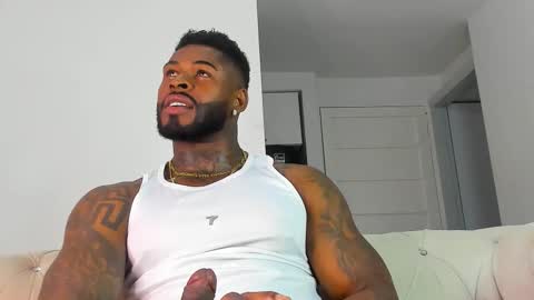 Snapshot of makonneen chatting on 29, 10, 2025 Makonnen online show from 29, 10, 2025