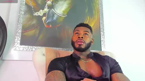 Snapshot of makonneen chatting on 5, 3, 2026 Makonnen online show from 5, 3, 2026