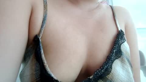 Snapshot of makulato chatting on 20, 6, 2026 Maya online show from 20, 6, 2026